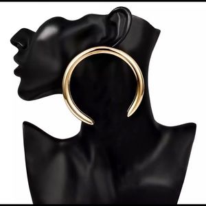 Gold open hoop earrings